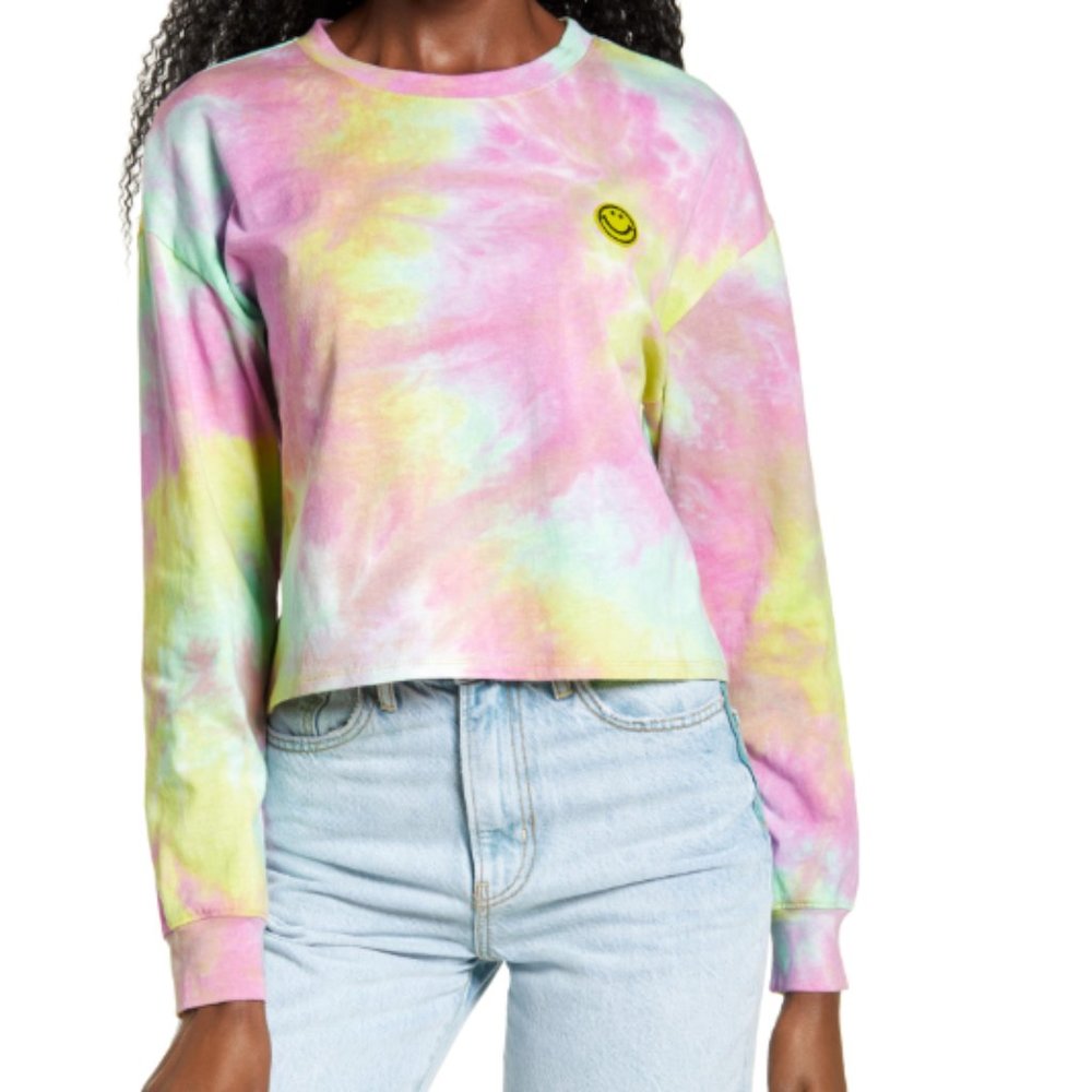 NWT All in Favor Tie Dye Applique Crop Pullover